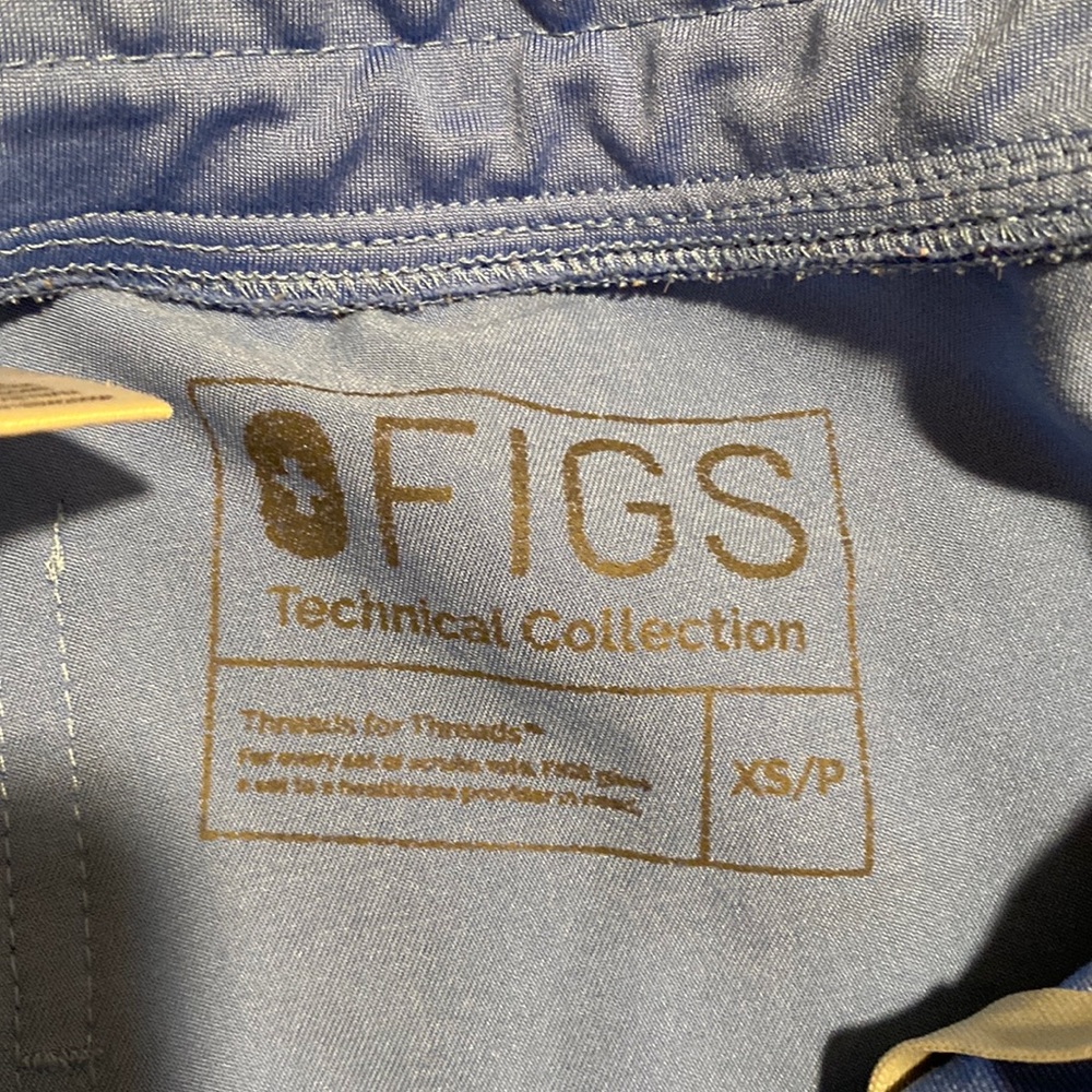 Women’s Figs jogger scrubs